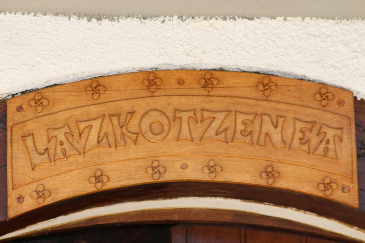 Гостевой дом Lazkotzenea Mezkiriz Экстерьер фото